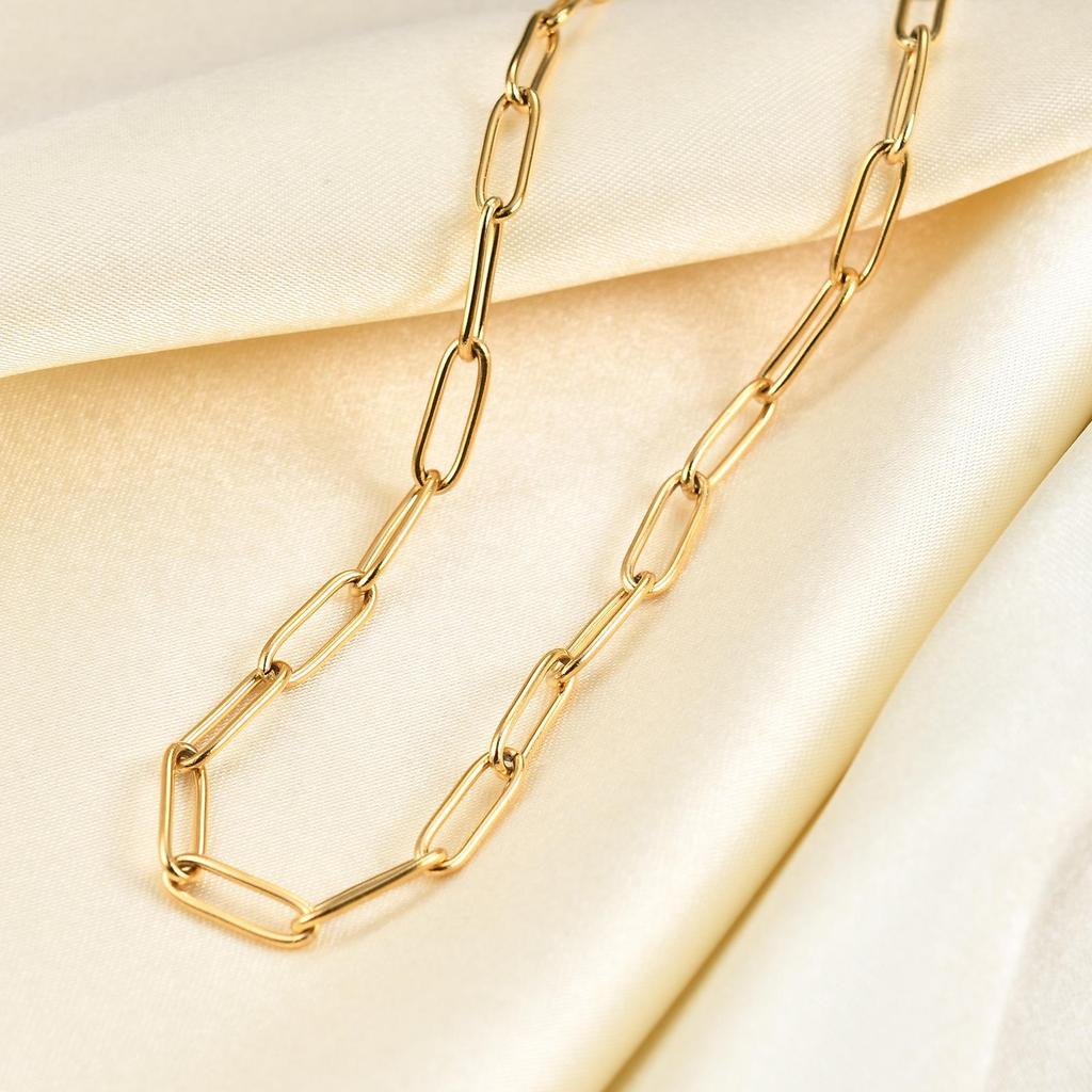 Spilla Rettangolare in Oro 18K Collana Semplice in Acciaio Inossidabile con Chiusura OT da Donna