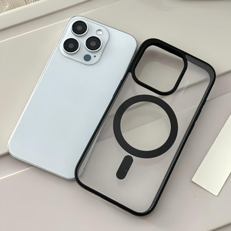 Apple 17 Magnetic Phone Case: Transparent, Drop-Proof, Compatible with iPhone Models 13, 14, and 15 Pro.