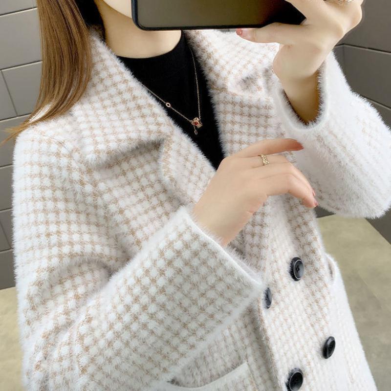 Korean Style Plaid Mid-Length Knit Jacket - Loose Fit, Long Sleeve, Autumn/Winter Women's Fashion.