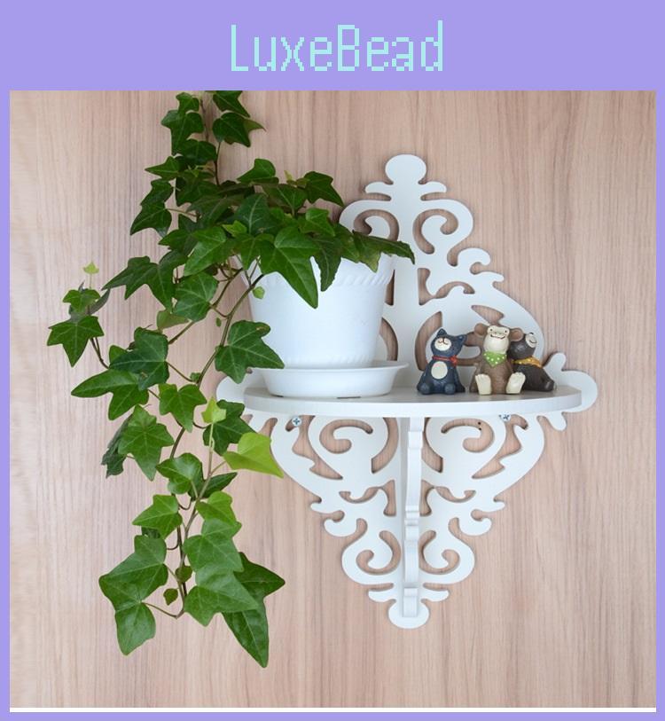 Modern Wall Hanging Storage Shelf With Durable Pvc For Living Room Use