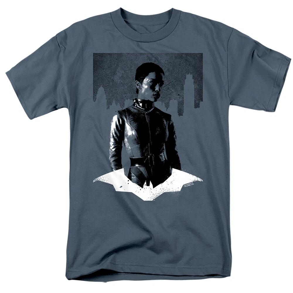 The Batman  Noir Catwoman  T-Shirt 2XL