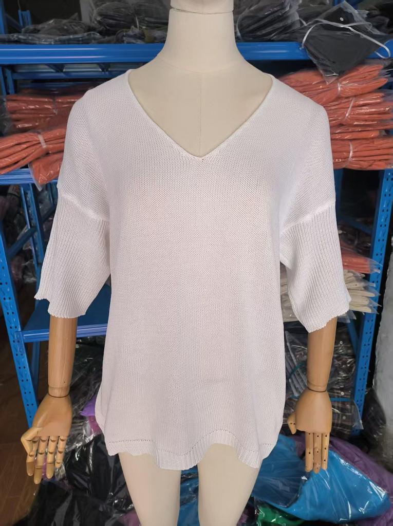 Women's European & American V-Neck Knit Sweaters, Slim Fit, Solid Color, 3/4 Sleeves, Casual Style