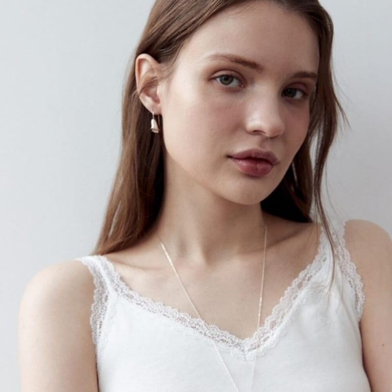 Saltad Calla-örhänge