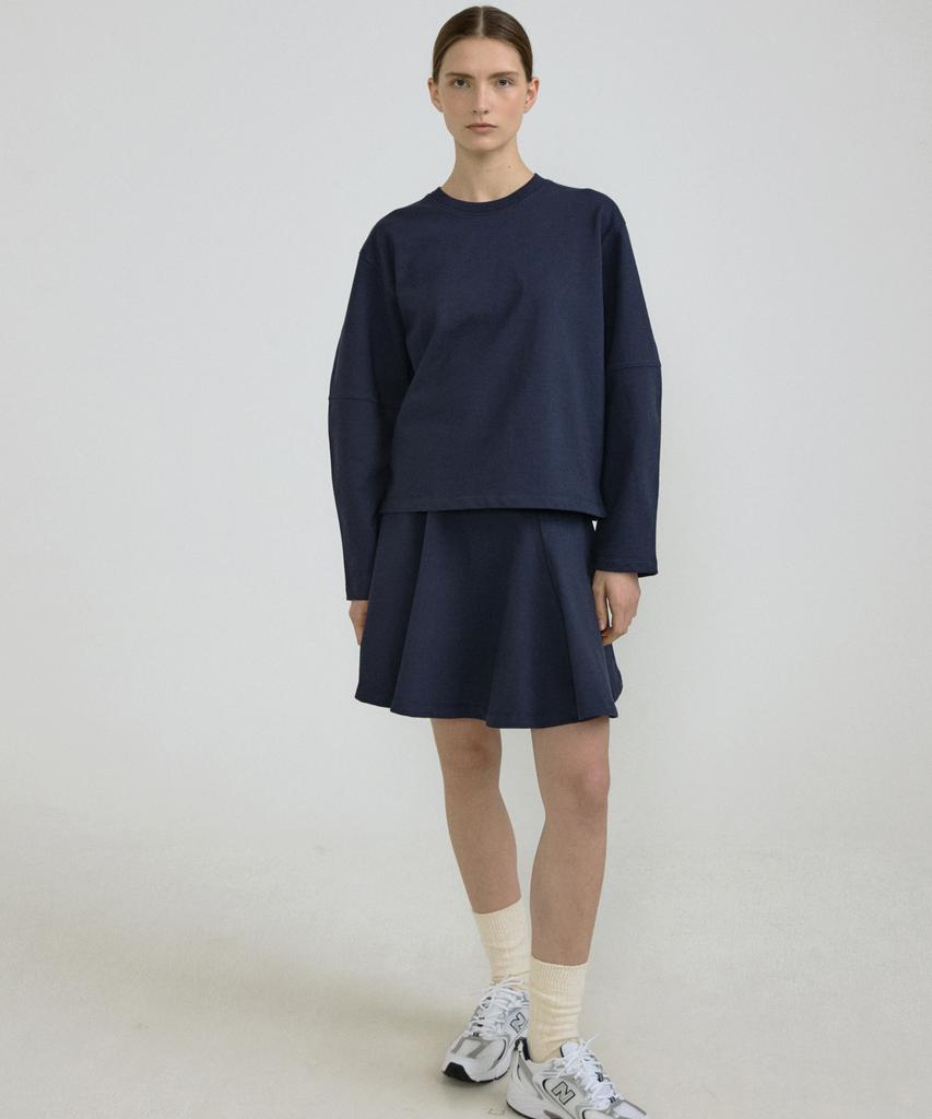 OCTETTE Essential Sweatshirt_2Color