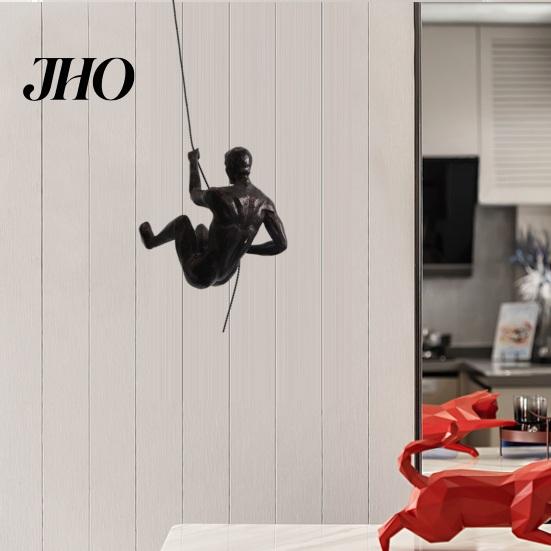 Rock Climber Statue Artistic Realistic Appearance Delicate Craft Wall Retro American Resin Pendant Ornament