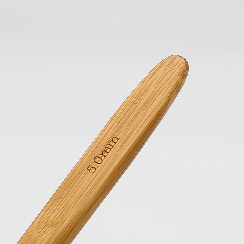 Carbonized Bamboo Handle Crochet Hook for DIY Knitting and Sweaters - Rounded Head