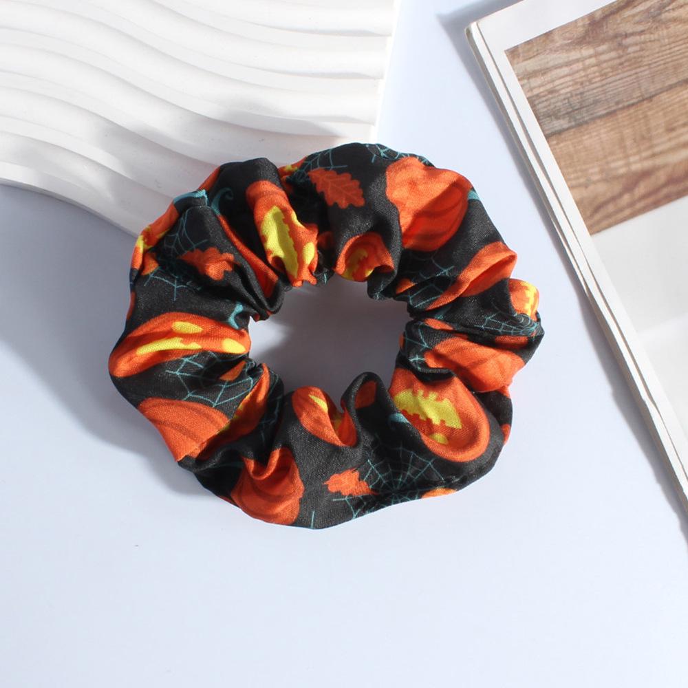 Europäische & Amerikanische Halloween Scrunchies: Ausgefallener Druck Satin Haaraccessoires