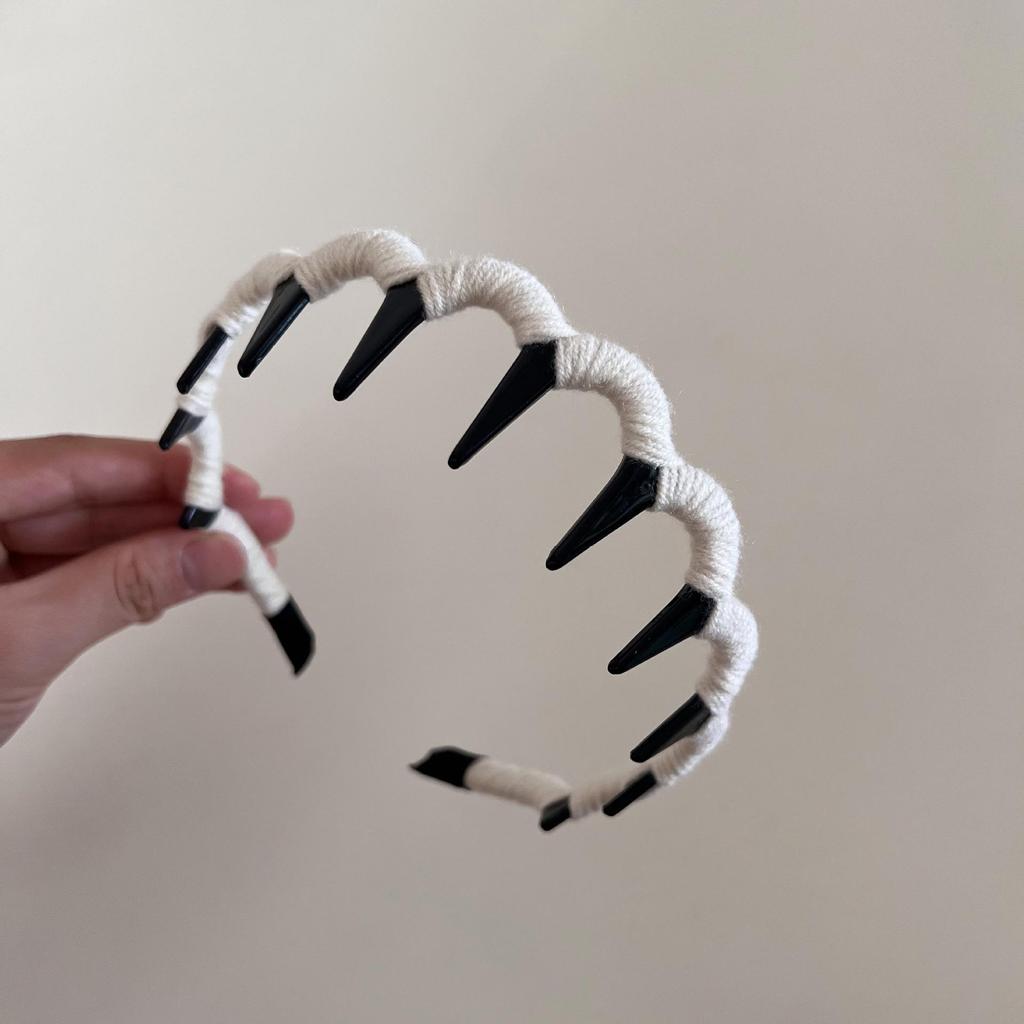 Women's Fluffy Wool Tooth Wave Headband: Autumn/Winter Non-Slip, High Skull Top, All-Match Temperament Hairpin.