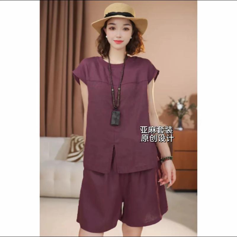 

Женский набор из 2 предметов: топ с коротким рукавом и шорты, пыльно-голубой, с ощущением льна M фиолетовый