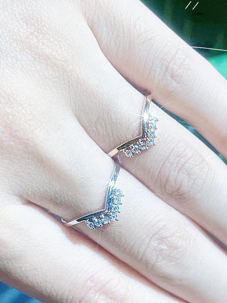 Red Elk Women's S925 Sterling Silver Crown Pinky Ring - Light Luxury, Versatile for Daily Commute Fashion