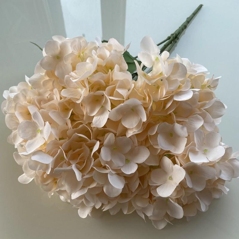 Hydrangea Flower Bouquet With Embroidered Ball Handles For Wedding And Hotel Decor