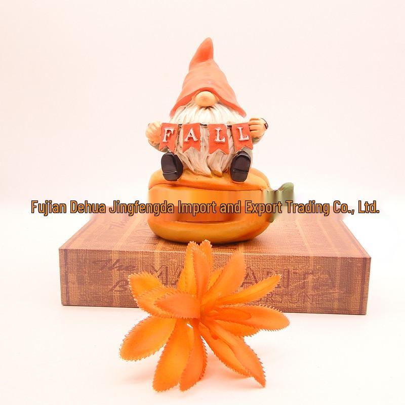 European-American Harvest Festival Resin Scarecrow & Gnome Ornaments for Thanksgiving