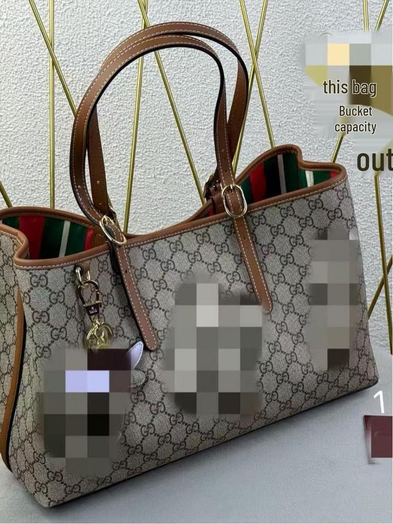 Women's 2025 Trendy High-End Fashionable Versatile Shoulder Bag (No Pendant)