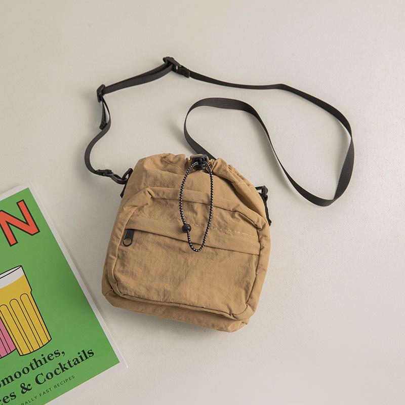 Bolsa Mensageiro de Nylon com Cordão Estilo Coreano 2023 - Bolsa de Ombro de Verão Leve e Versátil para Mulheres