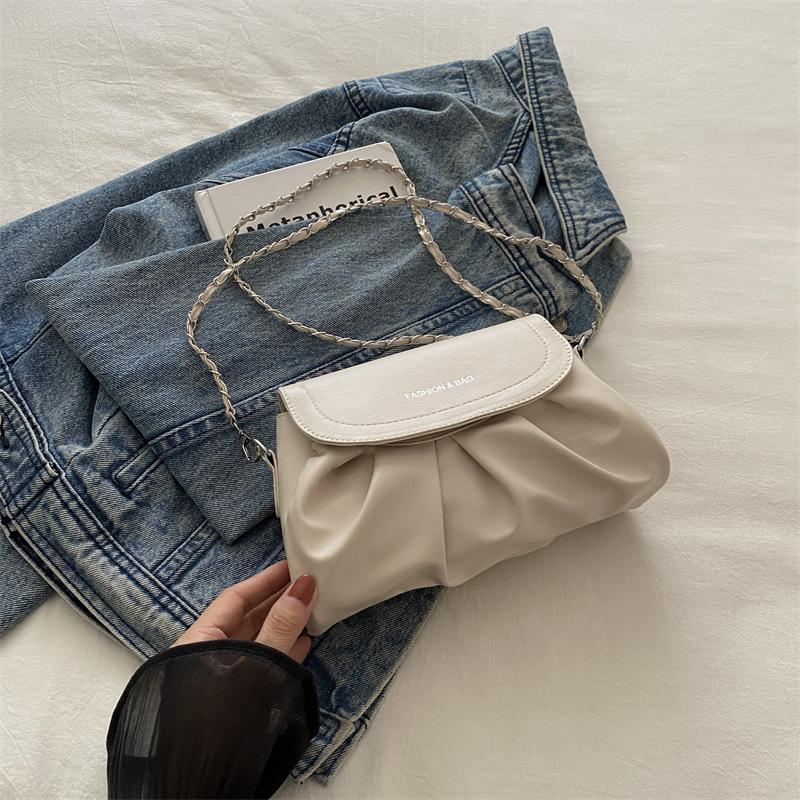 

Красива маленька квадратна жіноча сумка в іноземному стилі в ніші 2024, нова популярна модна повсякденна особистість, суцільна кольорова сумка через плече