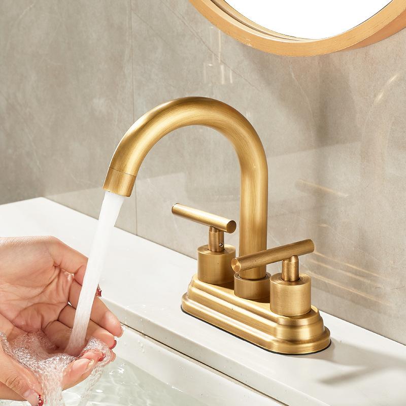 360 Swivel Antique Brass Bathroom Basin Faucet Sink Mixers Taps Bathtub Dual Handles Deck Mounted Basin Sink Mixer Hot and Cold