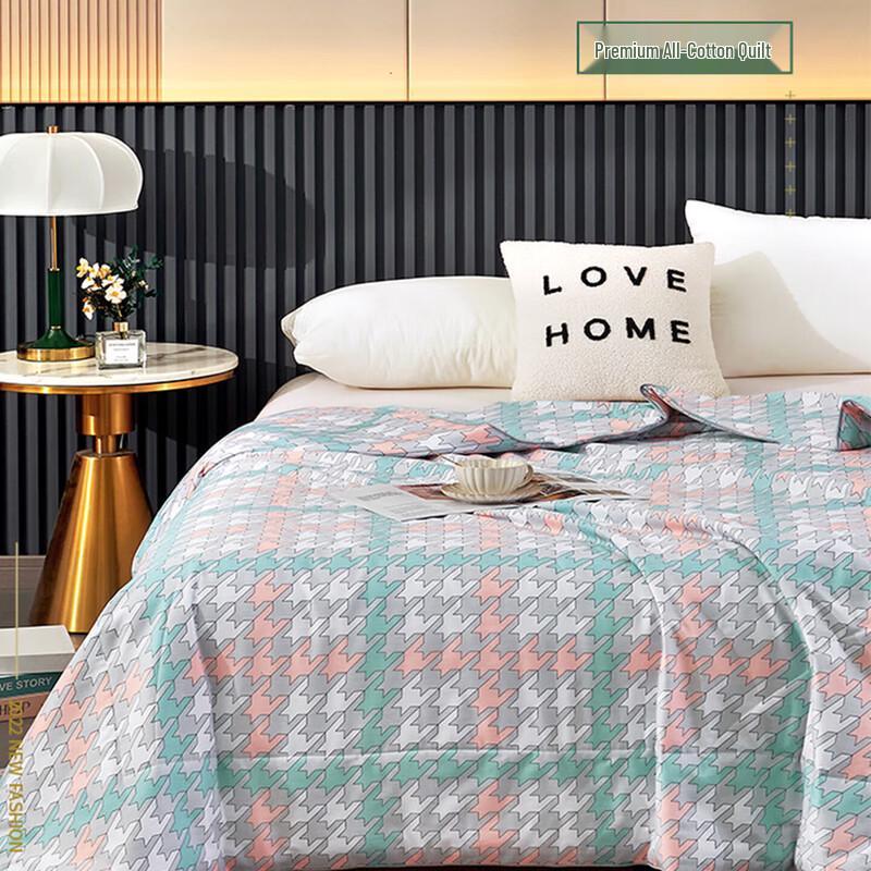 Grace Premium Houndstooth Polyester Quilt