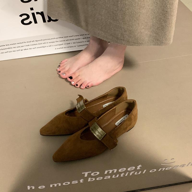 Korean Version of Temperament Versatile Single Shoes Women's 2025 Spring and Autumn New Inner Height Increase Small Fragrant Style Retro Shallow Mouth