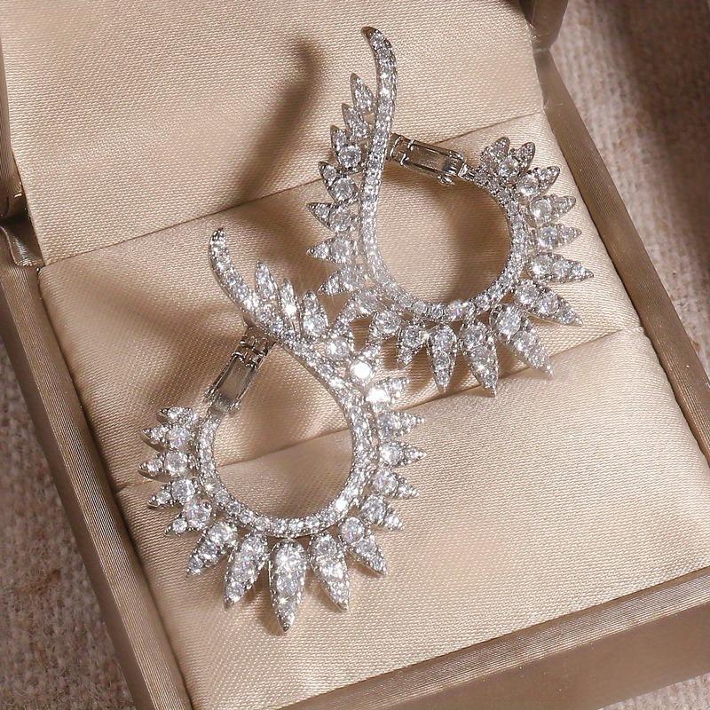 New Light Luxury Sparkling Inlaid Zirconia Geometric Women's Earrings Personalized Trend Holiday Party Zircon Accessories