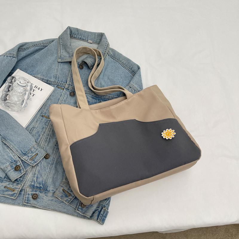 Kontrastowa torba damska duża pojemność torba tote lekka studencka torba na ramię do klasy