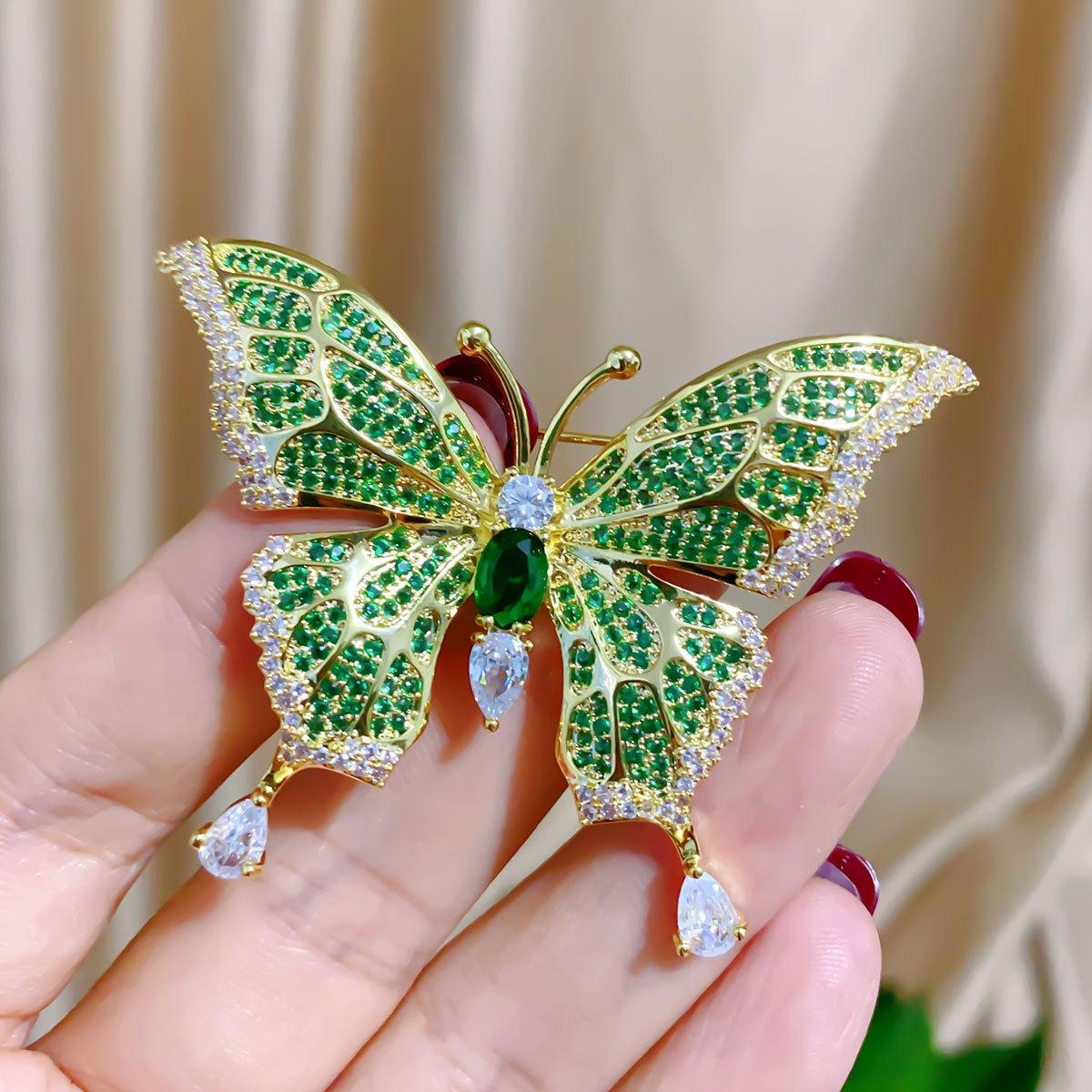 

SUYU Осень Новая Популярная Мода Брошь-бабочка Женская Роскошная Брошь Цветок Персонализированный Нишевый Дизайн Аксессуары для Одежды зелёный