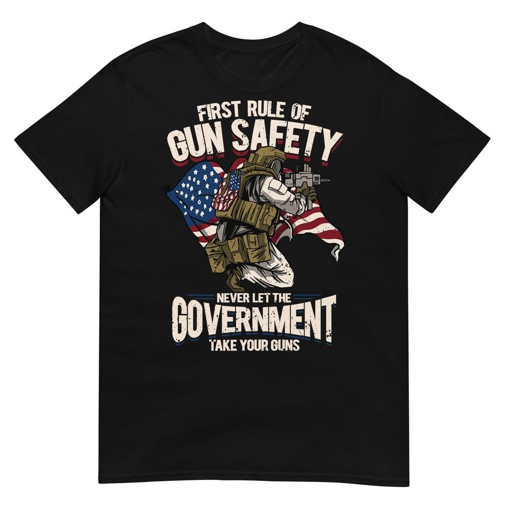Первое правило безопасности при обращении с оружием, Флаг США Для Патриотичного Любителя Оружия Женская Мужская Футболка L