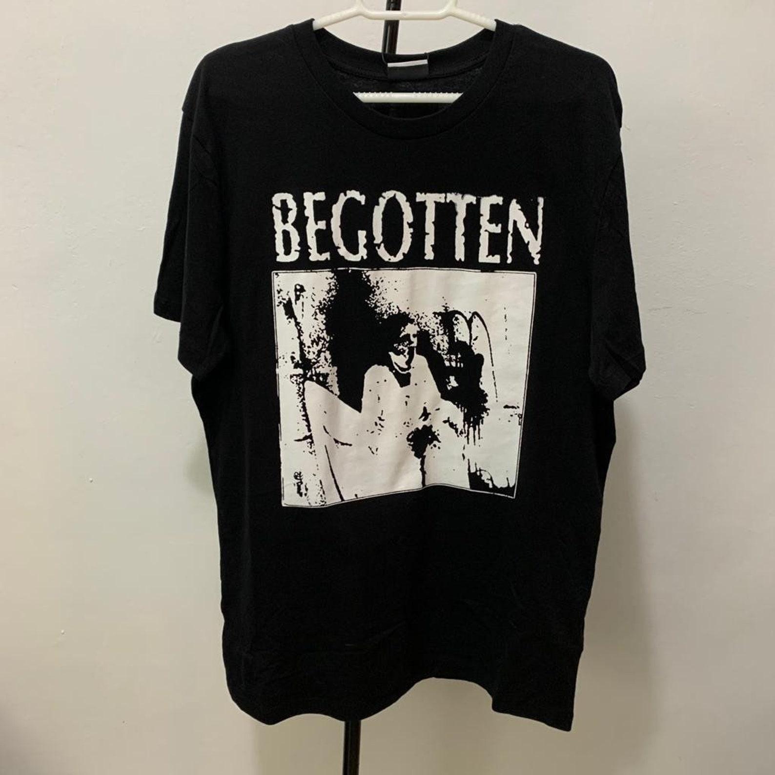 Underground Horror Film t-shirt (Screen Print) XL