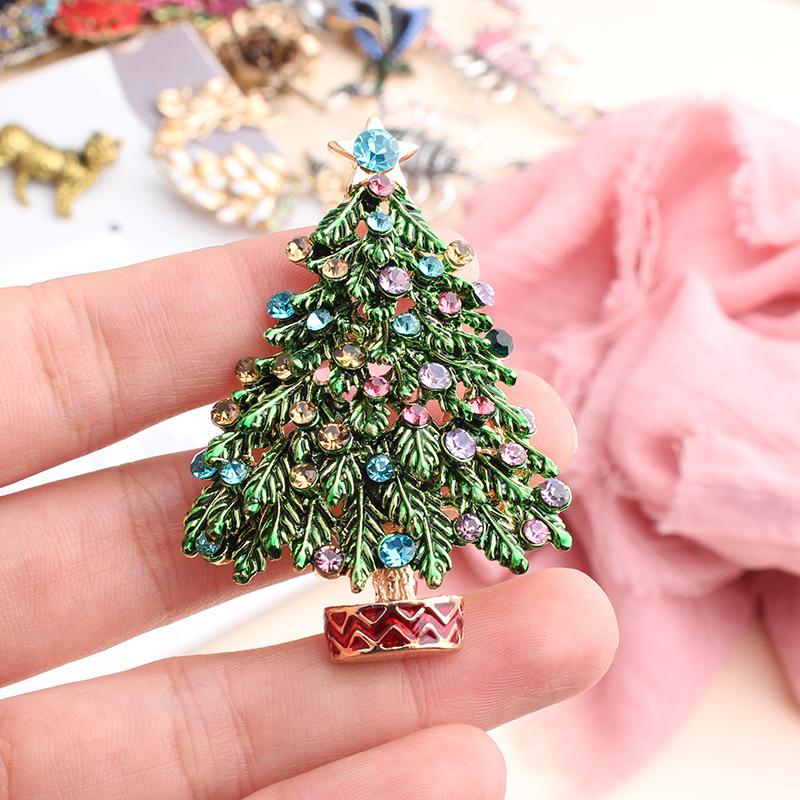 Wuli&baby Green Enamel Tree Brooches Women Men Christmas Tree Party Causal Office Brooch Pins Gifts