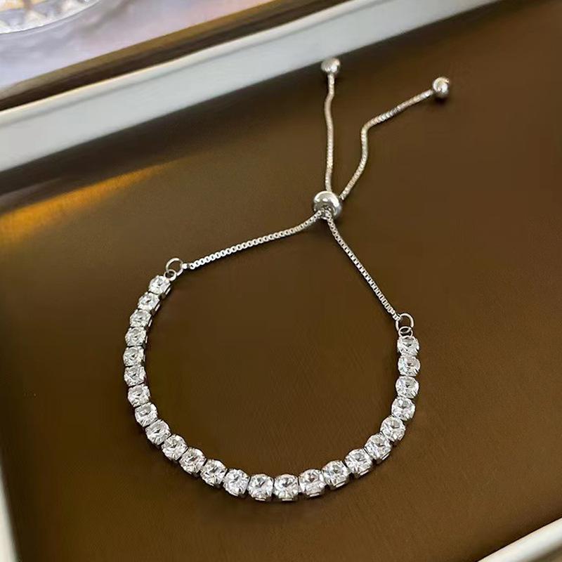 Korean Style Elegant Adjustable Zirconia Square Bracelet - Versatile, Light Luxury Hand Jewelry