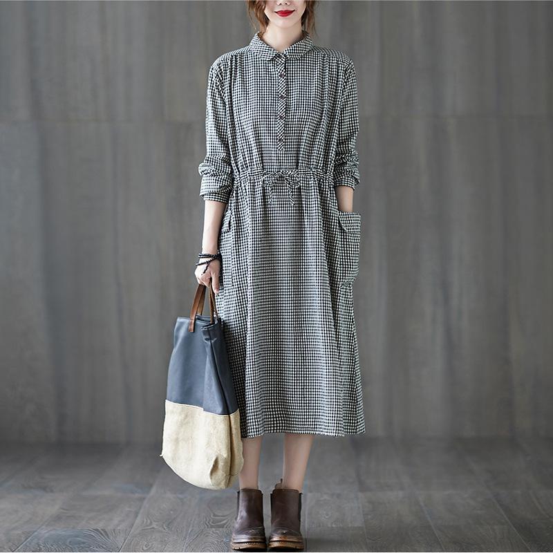 The real spring new literary loose cotton and linen plaid long-sleeved dress women's waist medium and long