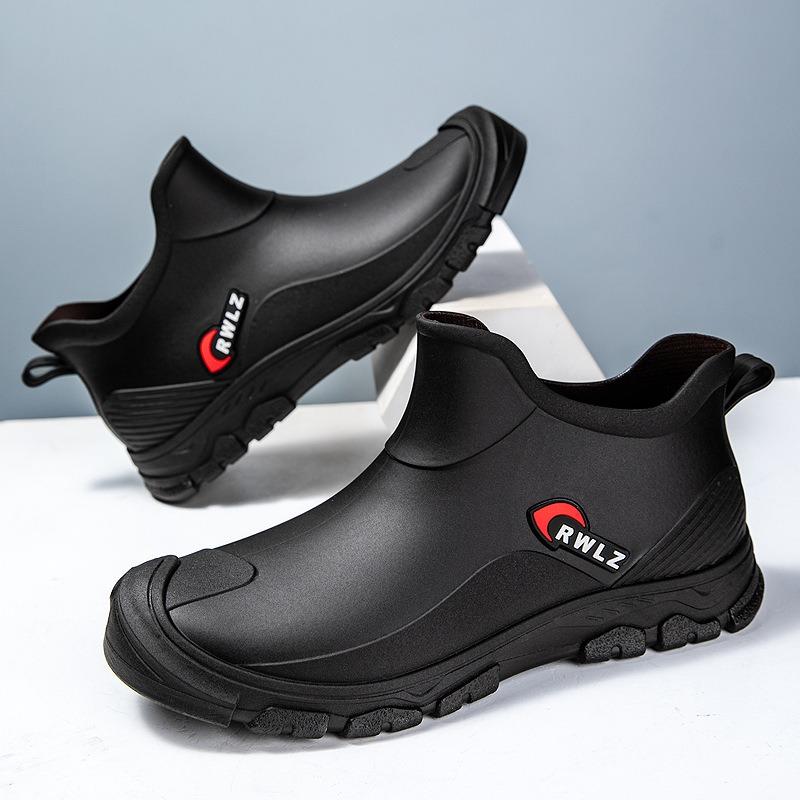 

Короткие дождевые сапоги модные мужские водонепроницаемые и нескользящие кухонные рабочие резиновые туфли износостойкие мягкие подошвы легкие резиновые сапоги мужские водонепроницаемые сапоги 39