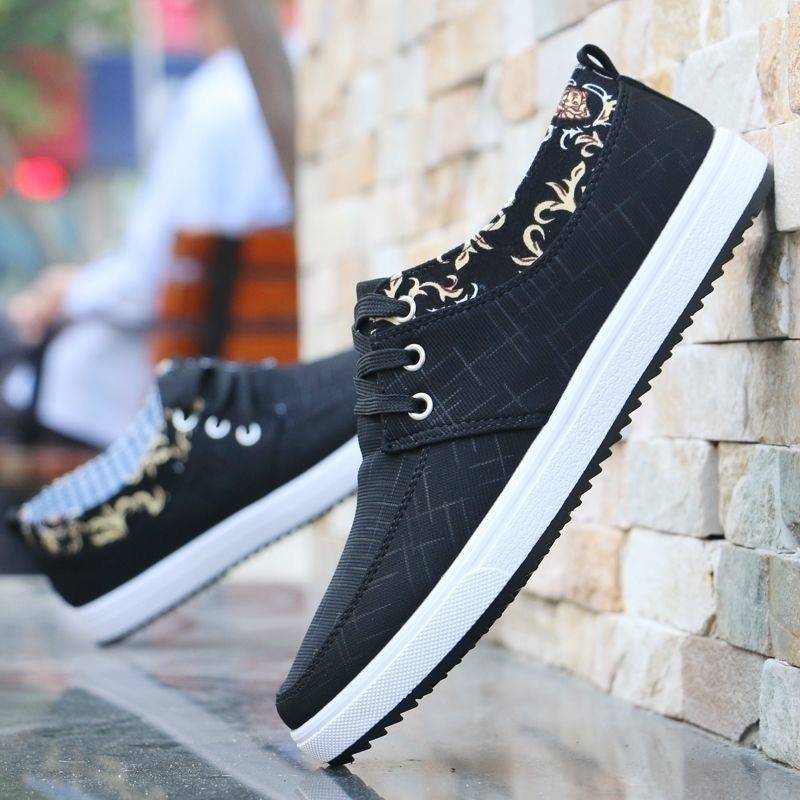 New Men's Comfortable Flat Shoes Outdoor Wild Men's High end Fashion Multi functional Casual Board 2025