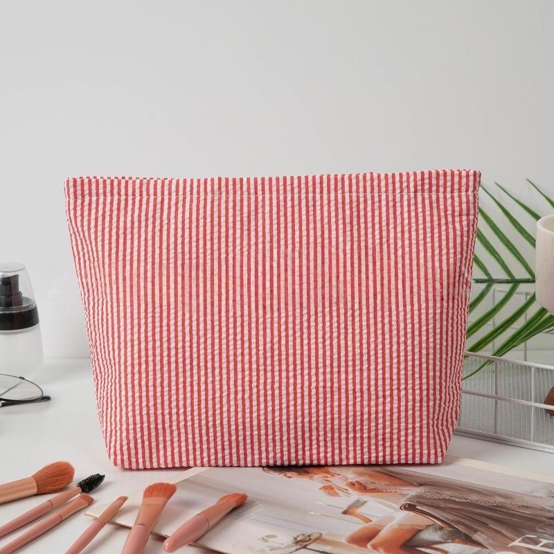 1 Pcs Seersucker Makeup Bag & Travel Pouch — Portable Toiletry Bag With Soft, Textured Striped Design