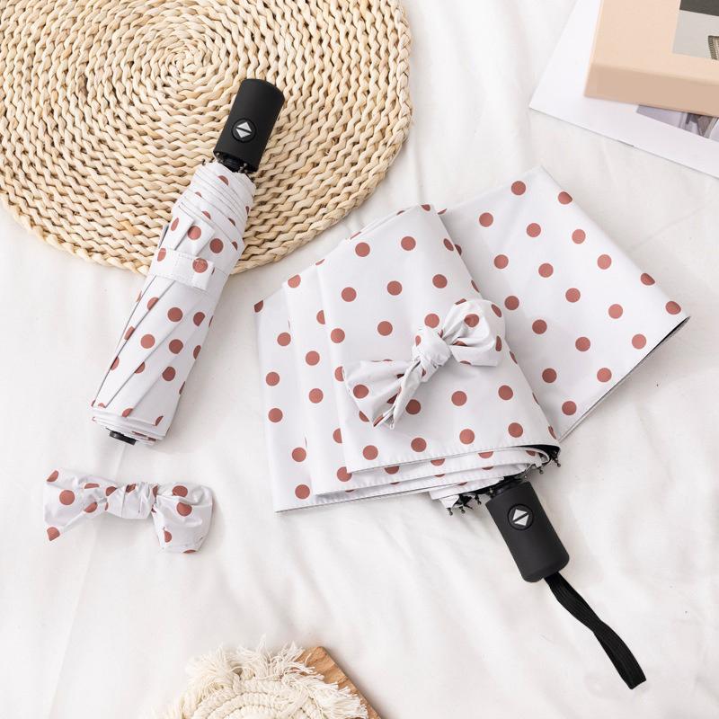 Jednoduchý a elegantní černobílý skládací deštník s vlnkovým vzorem, mini slunečník, plně automatický deštník, UV slunečník