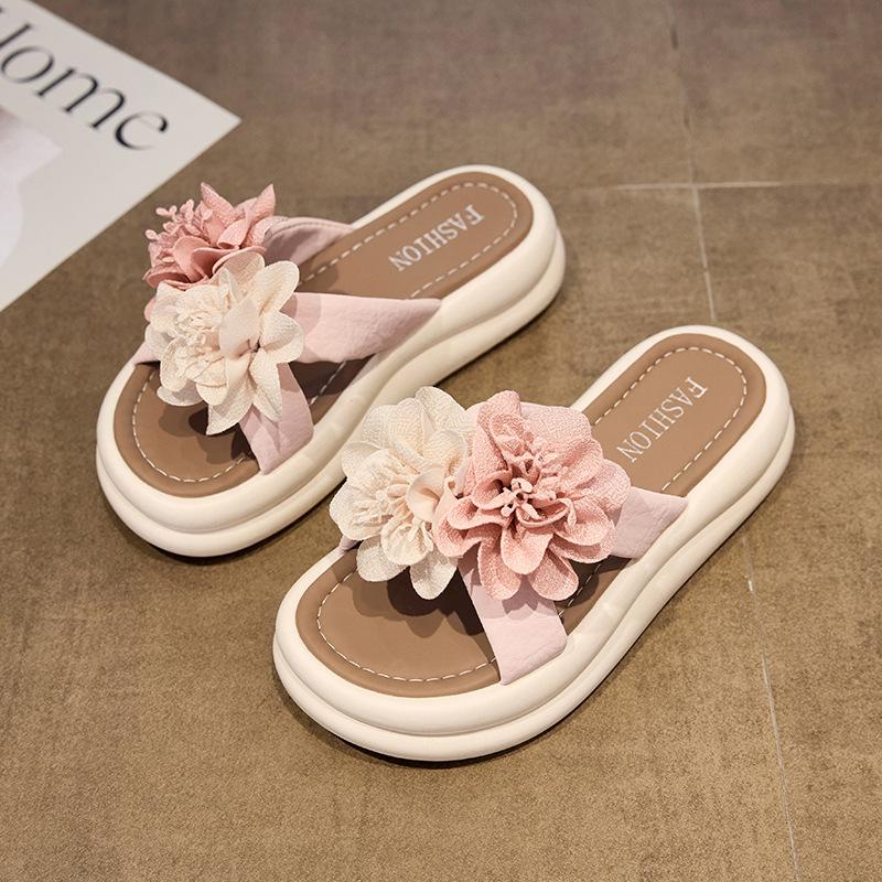 Summer New Double Flower Soft Belt Versatile Temperament Fashion Beach Wear Thick-soled Comfortable Slippers -