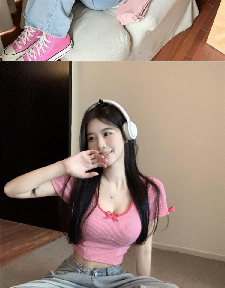 Sexy Bowknot U-Neck Clavicle T-Shirt: Women's Summer Short-Sleeve Low-Cut Tight Top