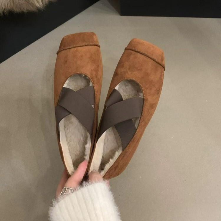 

Suede Flats Women Shallow Ballet Dance Shoes Short Plush Cotton Shoes Autumn Winter Casual Slip on Cross Strap Warm Loafers Shoe 35 коричневый