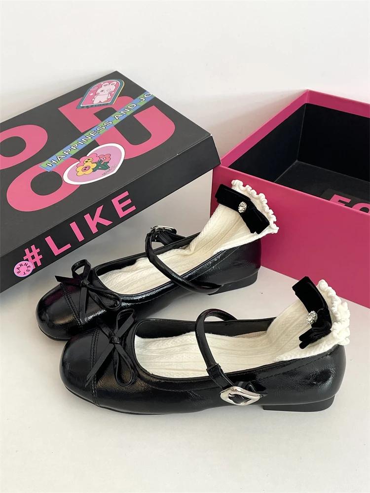 Silver shallow mouth ballet style flat sole women's 2025 new summer dress French round toe Mary Jane shoes