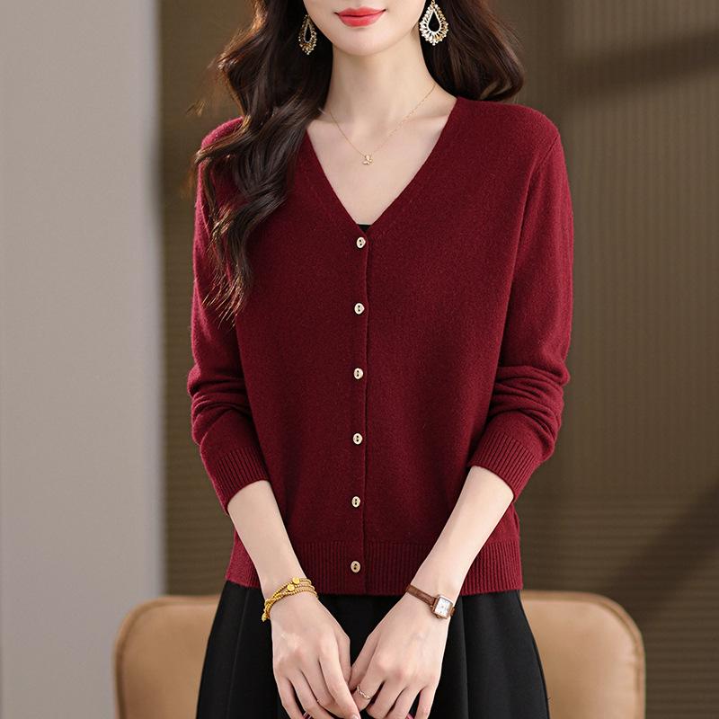 Women's 100% Wool V-Neck Cardigan - Spring/Autumn 2025, Long Sleeve, Petite, Lightweight Sweater