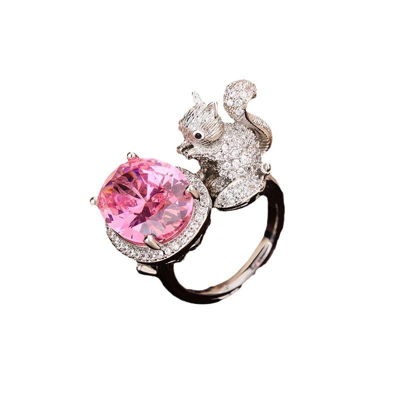 Colored Girl Ring Simulation St. Mary Sugar Cube Gem Squirrel Ring