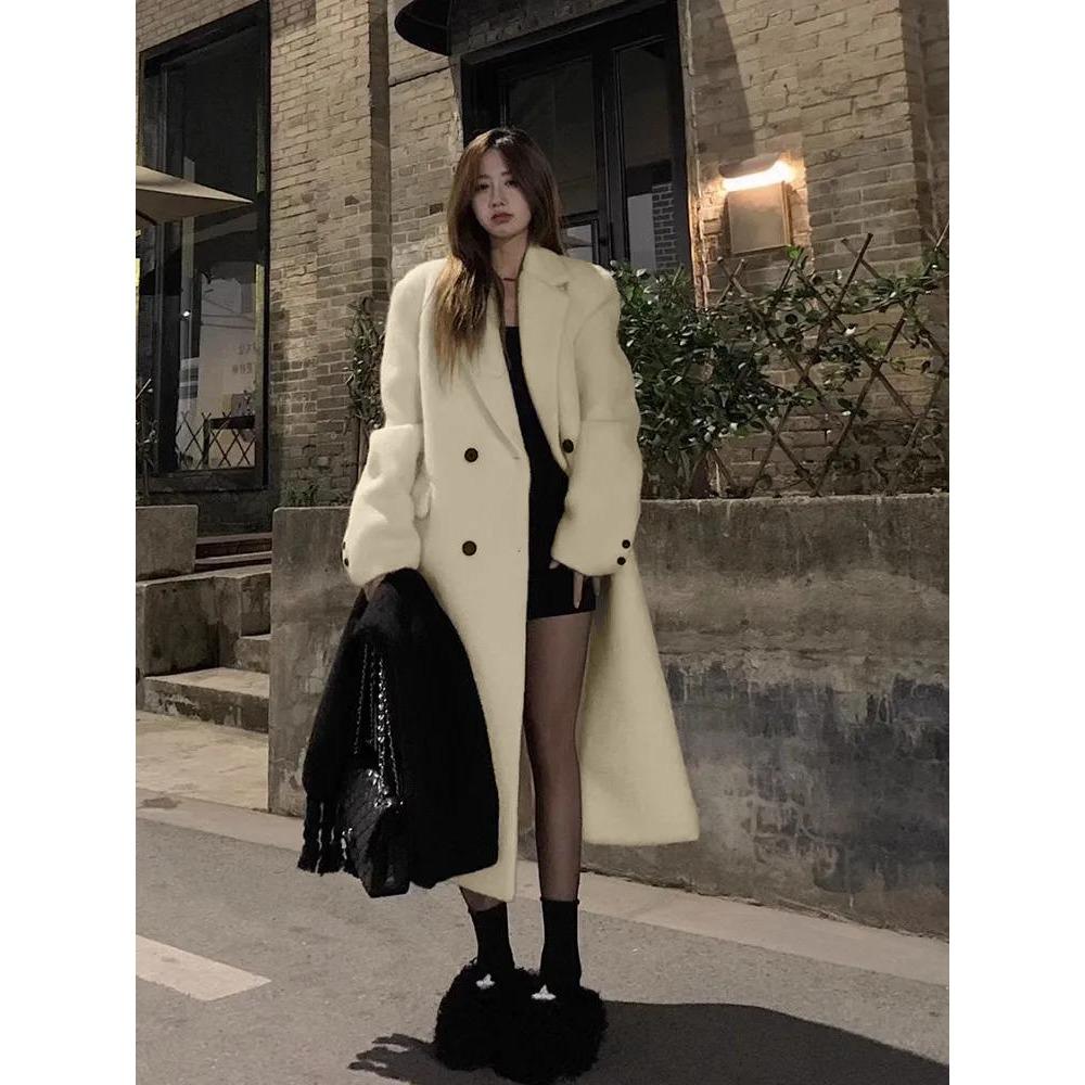 

Women s Knee Length Retro Jacket
