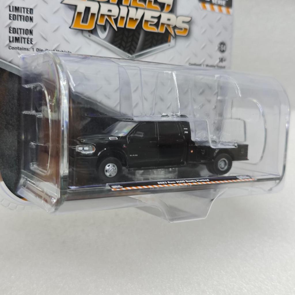 GreenLight 1:64 2023 Ram 3500 Dually Flatbed 46160-F Simulation Car Metal Alloy Model Decoration Display Collection Gifts