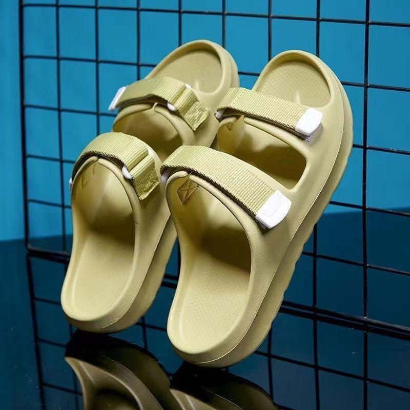 Large size slippers men's summer outer wear 2025 new eva deodorant and non-slip men's sense of stepping on shit thick bottom cool slippers tide