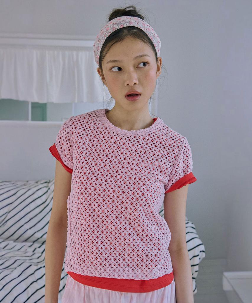 JUNEJUNE SPACE Slim Cut-Out Lace Top_Pink