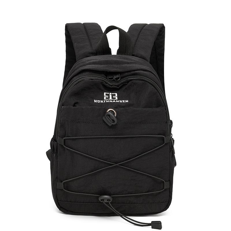 A Simple and Fashionable Commuter Backpack for Women, A Korean-style Small Backpack, and A Casual Small Schoolbag for High School Students