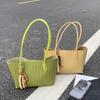 Bag Women's Woven Pattern New Versatile Shoulder Bag College Students Class Commuting Tote Bag Retro Casual Handbag