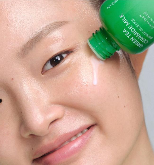 Innisfree Green Tea Ceramide Milk Essence 160ml
