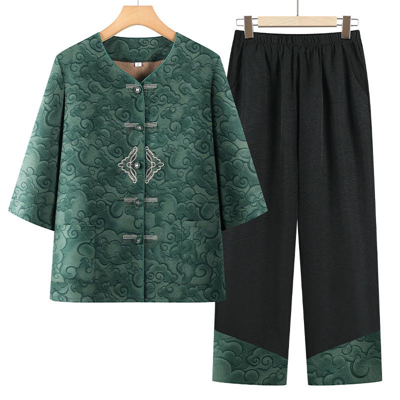 Retro Summer Two-Piece Set: Lightweight Cardigan with Three-Quarter Sleeves for Middle-Aged and Elderly Women