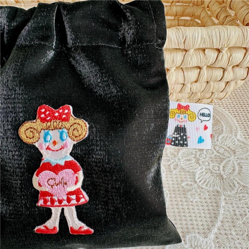 Cartoon Little Girl Mini Makeup Bag Embroidered Cute Girls Portable Pouch Bags Reusable Storage Bags for Women Kawaii Gifts New