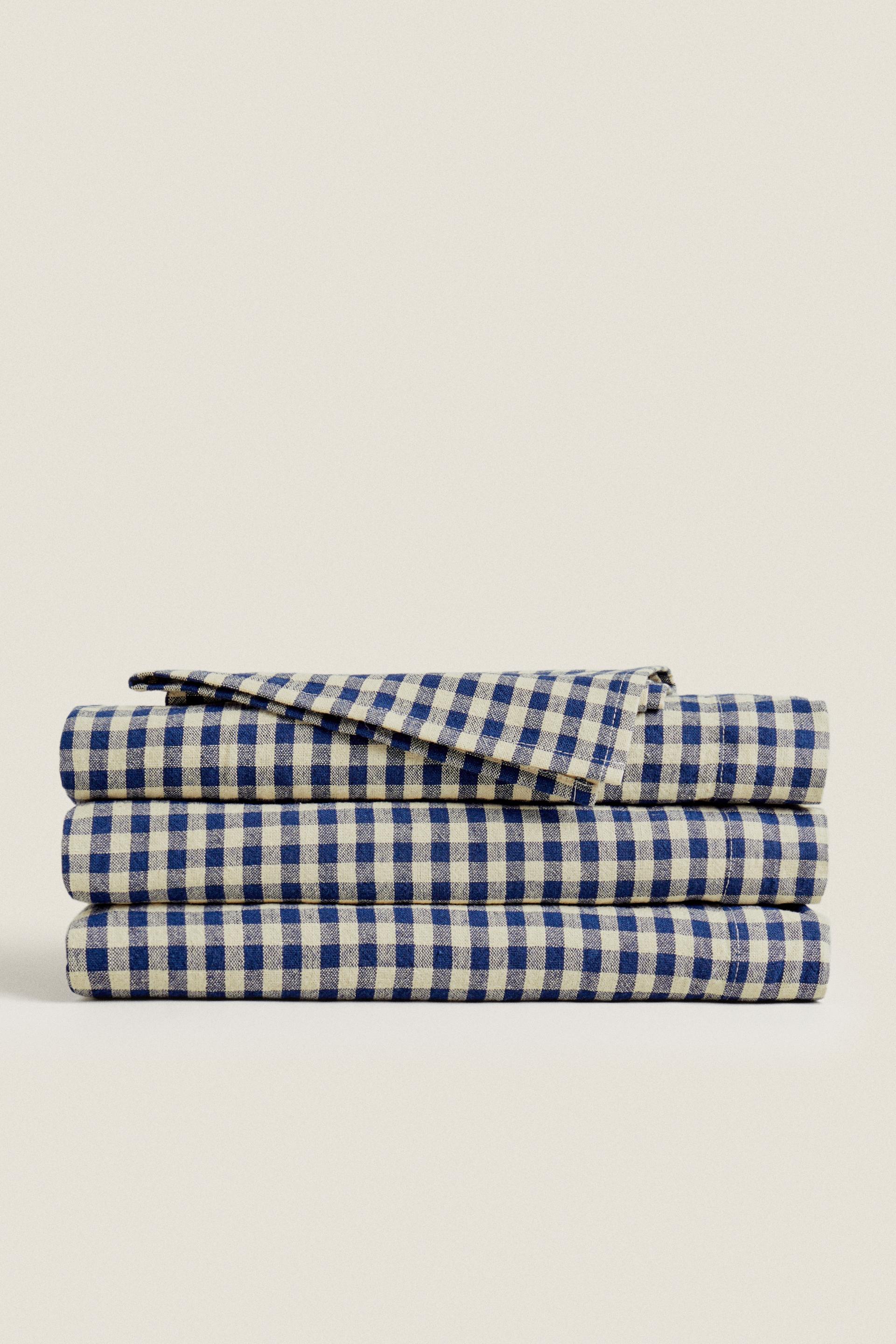 

Льняная скатерть в клетку